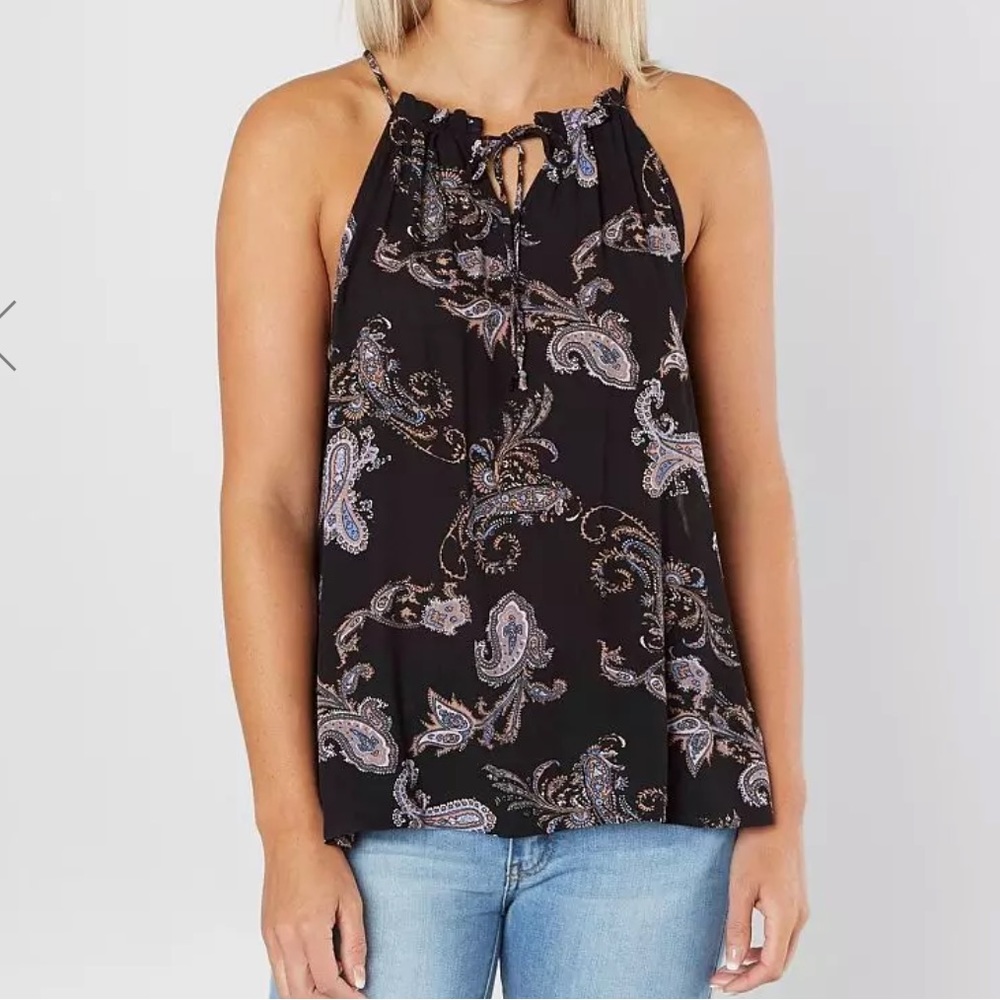 Daytrip High‎ Neck Paisley Tank Top
